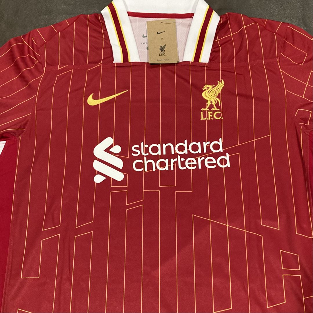 https://www.billigefotballshop.com/wp-content/uploads/2024/11/Liverpool-drakt-1.jpeg