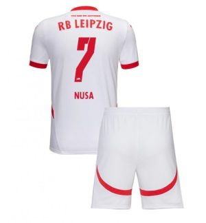 Billig RB Leipzig Hjemmedraktsett For Barn hvit fotballdrakt 2024-25 Antonio Nusa 7